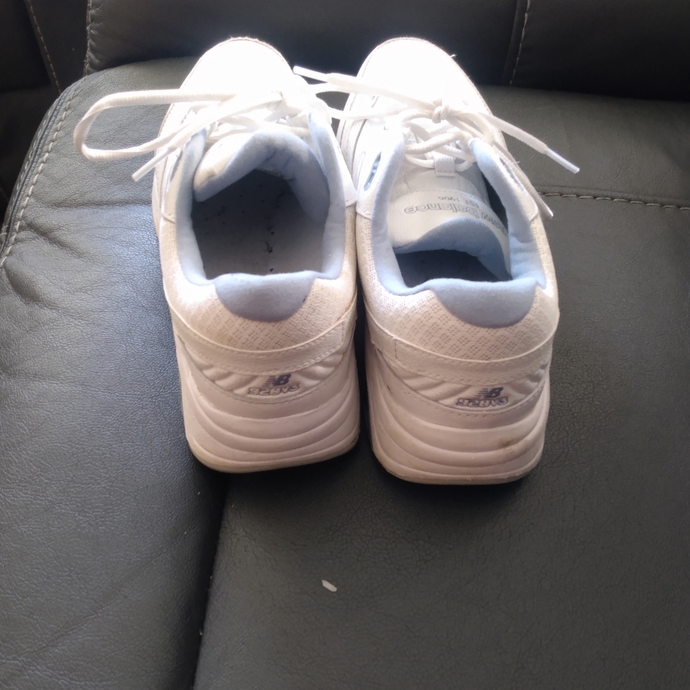 Selling shoes for sale
